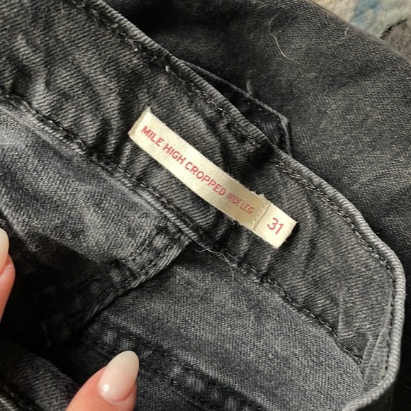 Levi’s mile high cropped wide leg jeans - Picture 4 of 4